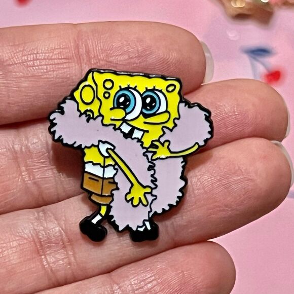 SpongeBob SquarePants Feeling Cute Pink Feather Boa Enamel Pin - Picture 1 of 7
